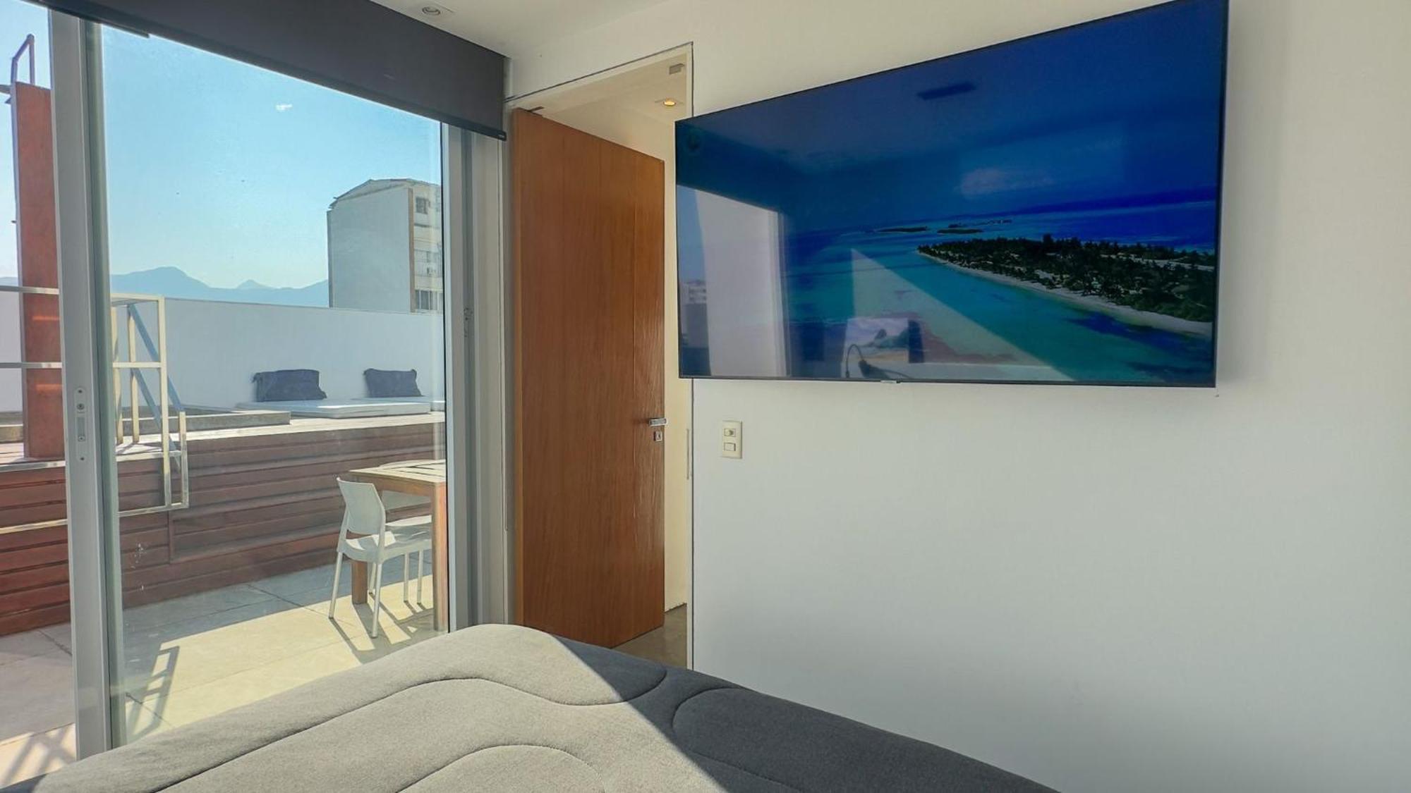 Hr.316 - Cobertura Duplex Com 3 Em Ipanema Rio de Janeiro