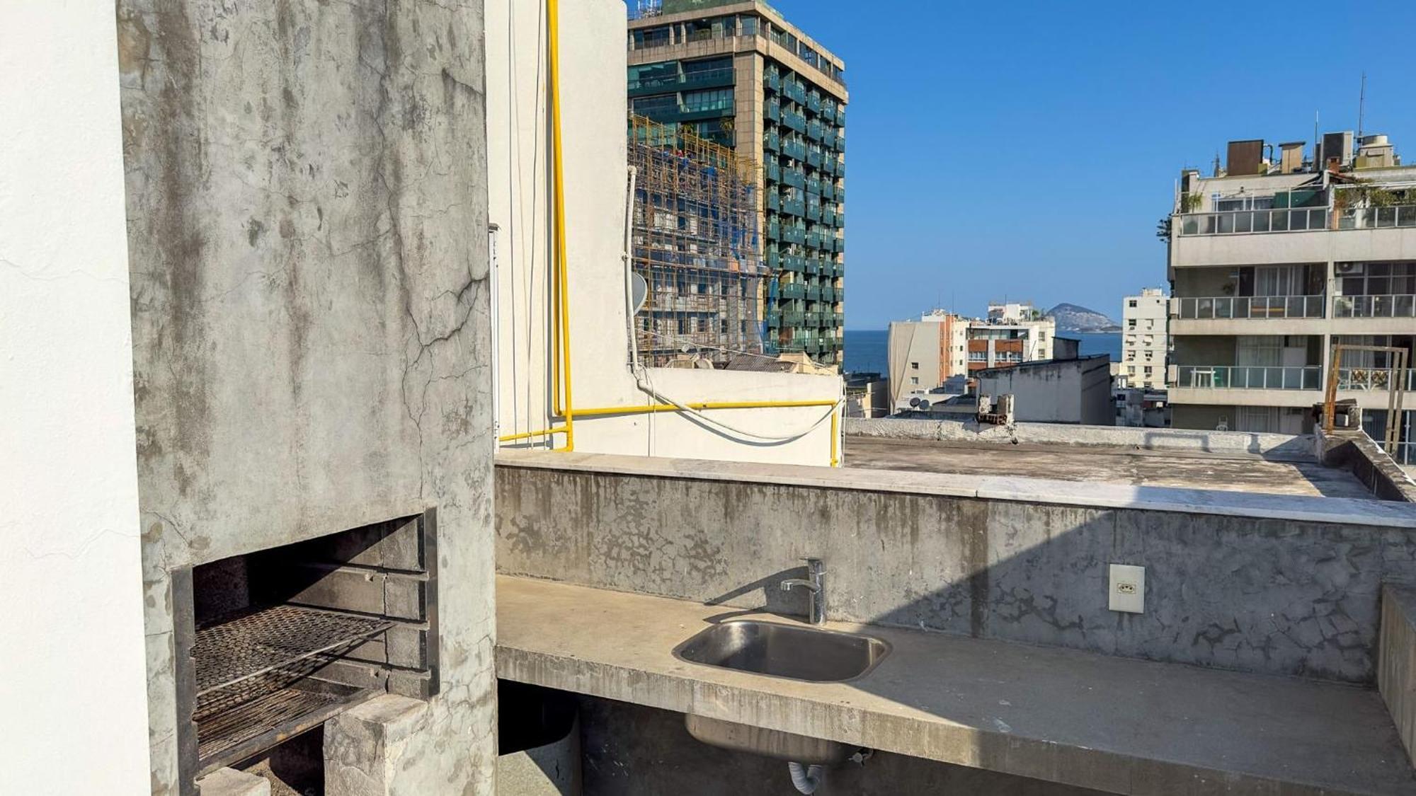Hr.316 - Cobertura Duplex Com 3 Em Ipanema Rio de Janeiro